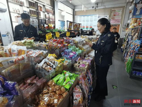 西平縣市場監督管理局柏苑市場監管所開展“國慶中秋”雙節食品安全專項檢查行動，守護群眾“舌尖上的安全”